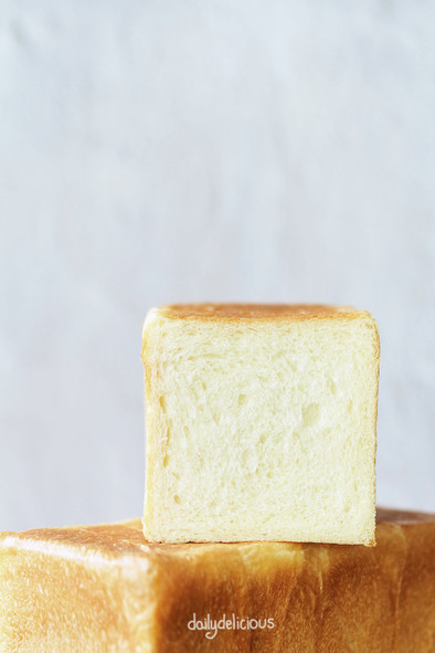 クリーミーチーズ食パンの写真