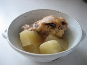 手羽元と大根のスープ煮
