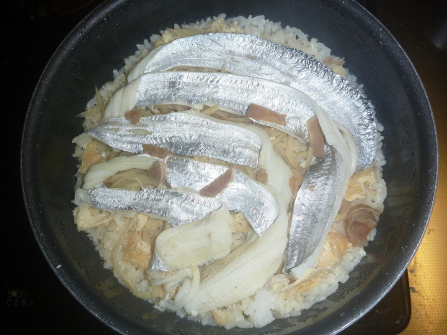 お手軽な太刀魚の炊き込みご飯の画像