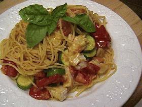 “トマト・フロマッジョのパスタ de Tanto!”
