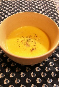 無水鍋で♡ピーナッツかぼちゃの簡単スープ