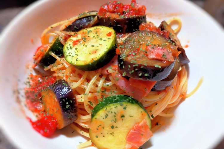 ナスとズッキーニのトマトソースパスタ レシピ 作り方 By 江上隼人 クックパッド 簡単おいしいみんなのレシピが375万品