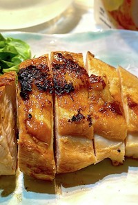 ガッツリ肉料理  鶏胸肉のレモン塩糀焼き