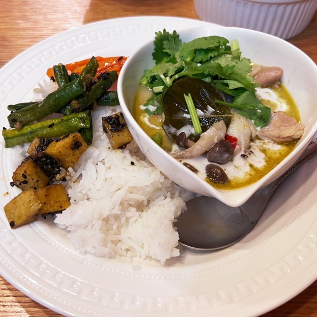 グリーンカレー改ゲーン キャオ ワーン レシピ 作り方 By 551makochi クックパッド 簡単おいしいみんなのレシピが376万品