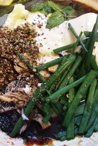 和洋中の薬菜と豆腐とチーズのハヤシライス