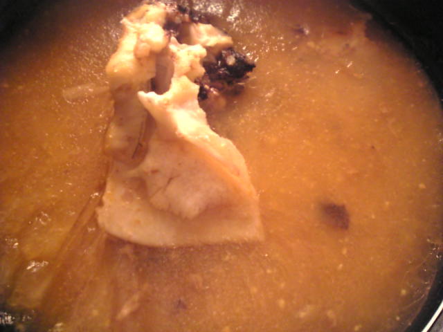 鯛のアラの味噌汁の画像
