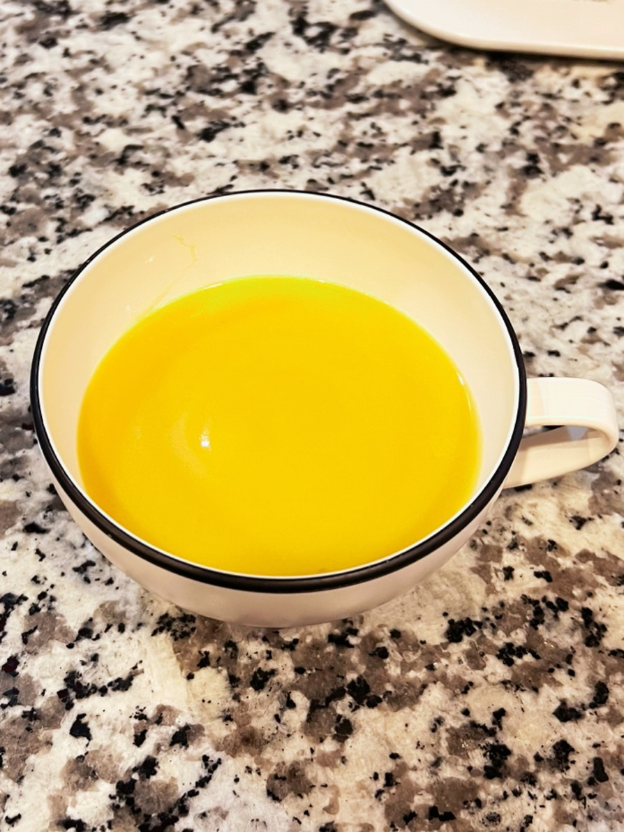バターナッツカボチャのスープの画像