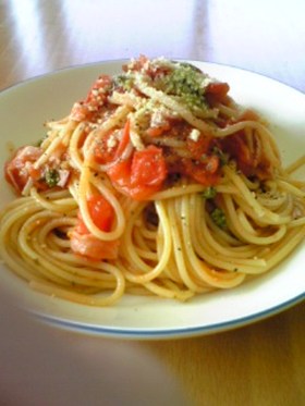シンプルトマトパスタ