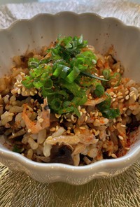 小エビとキクラゲの玄米炊き込みご飯