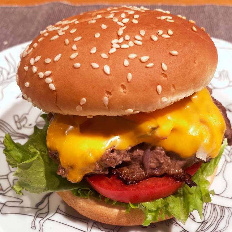 超簡単なのに肉肉しい！手作りハンバーガー レシピ・作り方 by 