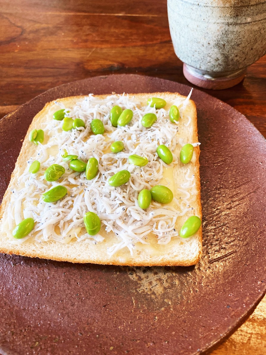 簡単！しらすと枝豆のマヨチーズトースト☆の画像