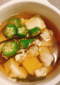オクラと豆腐と塩昆布のスープ