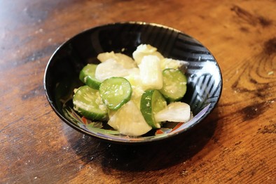 簡単！塩麹で作る白菜大根胡瓜の浅漬けの写真