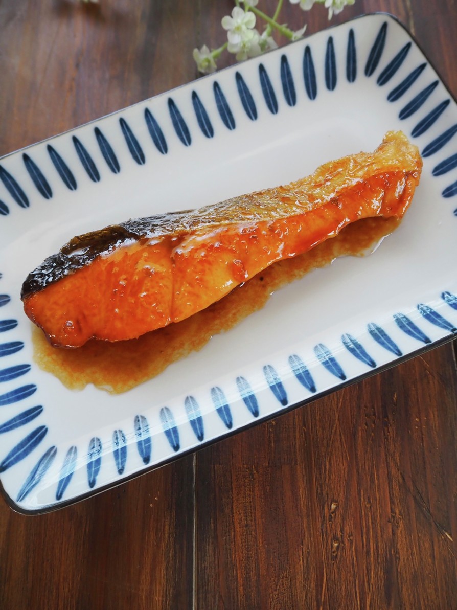 10分レシピ！鮭の照焼き柚子こしょう風味の画像