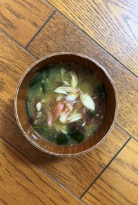 海藻サラダの味噌汁
