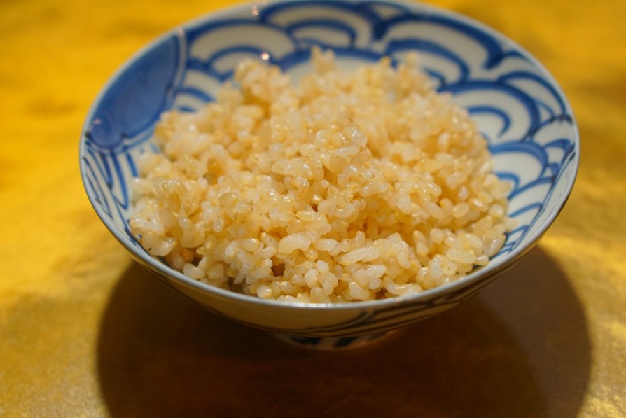 昆布出汁でふっくら♪玄米ご飯の画像