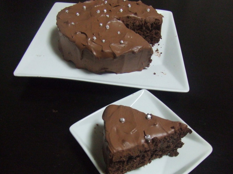 チョコレートガナッシュロールケーキの画像