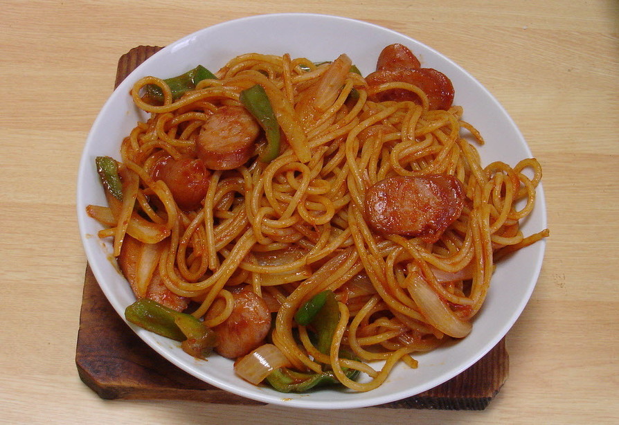 ケチャップ以外が4割で美味☆ ナポリタン by クックKN☆ 【クックパッド】 簡単おいしいみんなのレシピが396万品