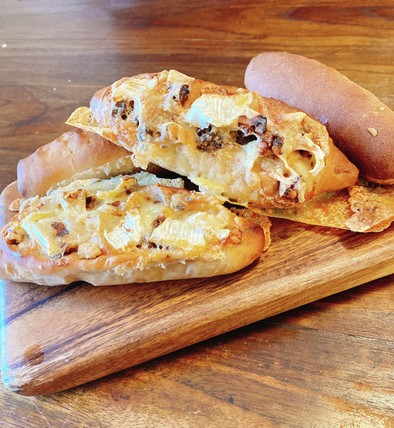 くるみとカマンベールのフランスパン☆の写真