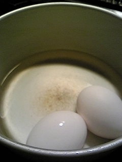 超簡単ゆで卵の作り方の画像