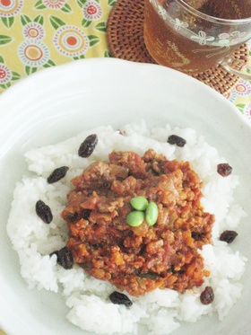 トマト風味のドライカレー