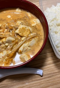 豆腐ともやしのキムチスープ