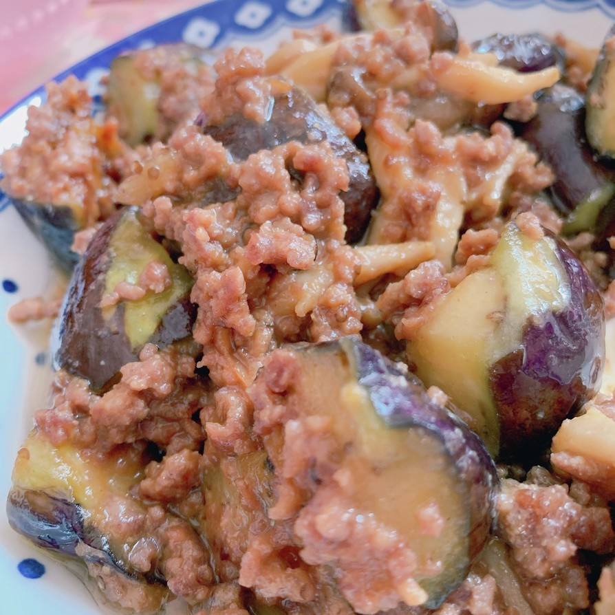 超簡単★挽肉と茄子とキノコの味噌炒めの画像