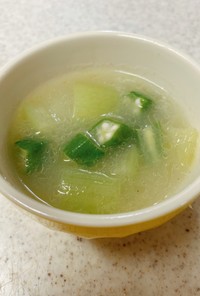 ずいきとオクラで簡単中華スープ
