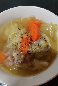 ラム肉とキャベツのスープ