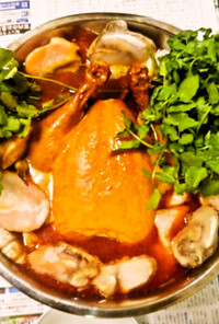 【香港】丸鶏と海鮮のクリスマス鍋【新菜】