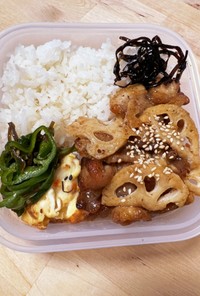 レンコンと豚の唐揚げ☆塩昆布ピーマン弁当