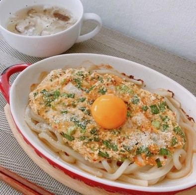 ニラキムチと大和芋でふわふわ焼きうどん♪の写真
