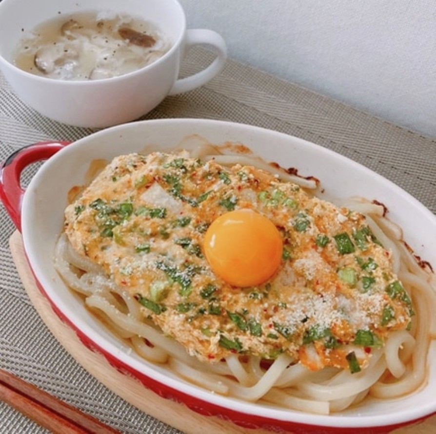 ニラキムチと大和芋でふわふわ焼きうどん♪の画像