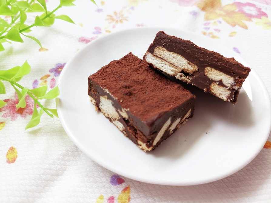 超簡単！チョコレートビスケットケーキ☆の画像