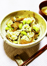 舞茸と枝豆の混ぜご飯