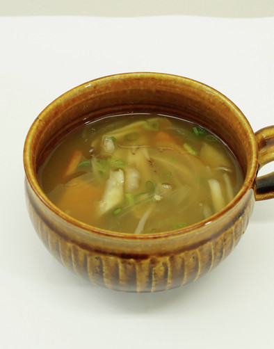 南瓜と舞茸の味噌汁の写真