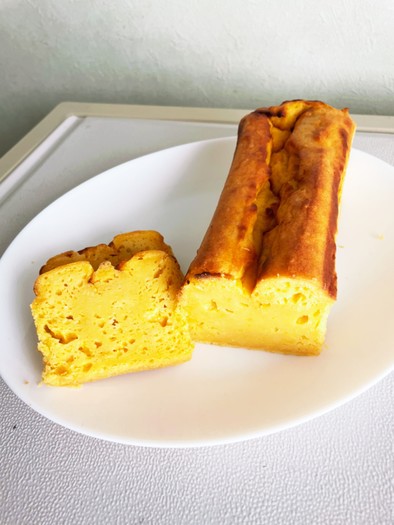 焼き芋のパウンドケーキの写真