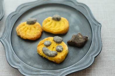 ハロウィン　かぼちゃのクッキーの写真