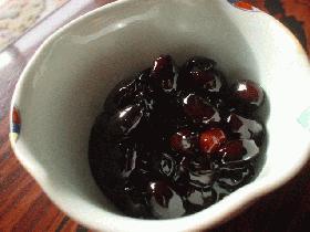 お節料理の定番!我が家の「黒豆」です。