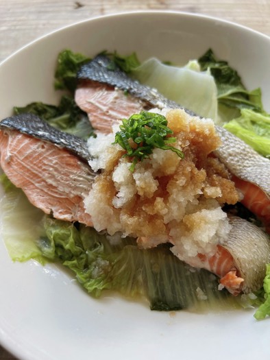 m蒸し秋鮭(生鮭)と白菜のポン酢がけの写真
