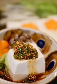 湯豆腐を食べる韓国風タレ