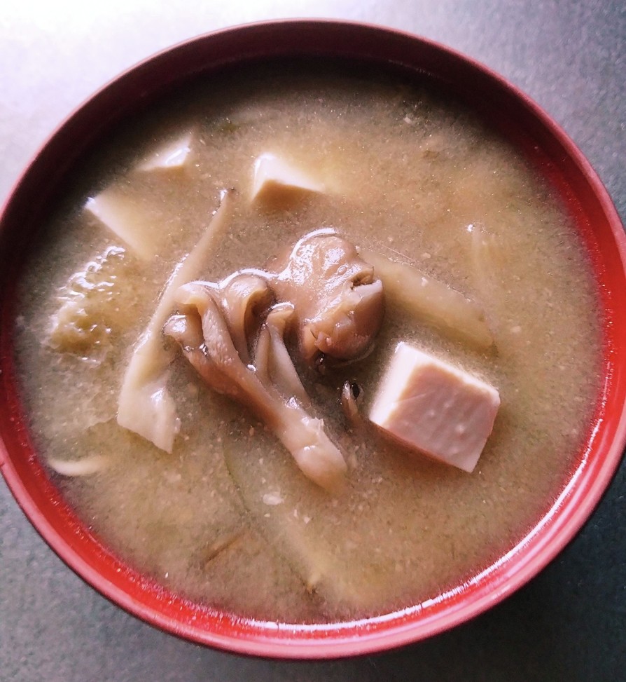 冷凍舞茸のお味噌汁の画像