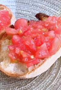 パンコントマテ/スペイン風トマトバゲット
