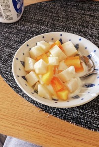 秋の味覚❀梨と柿のヨーグルト❀朝食