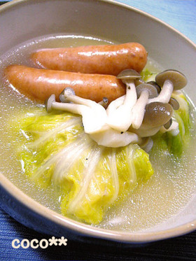 おもちがはいった☆白菜ロールのポトフ
