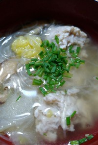 トリ蓮根の肉団子スープ