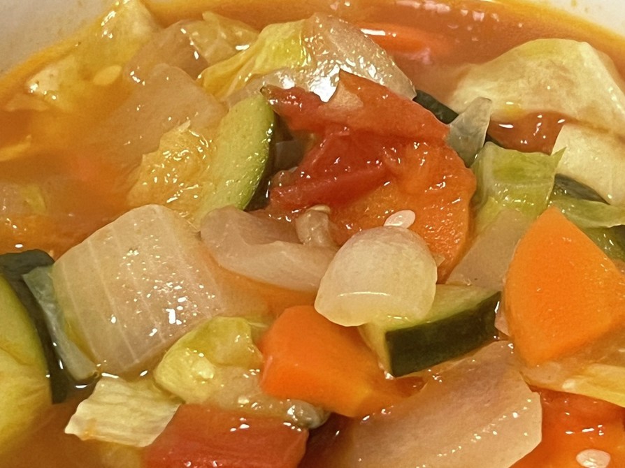 スープ素使用 具沢山の簡単ミネストローネの画像
