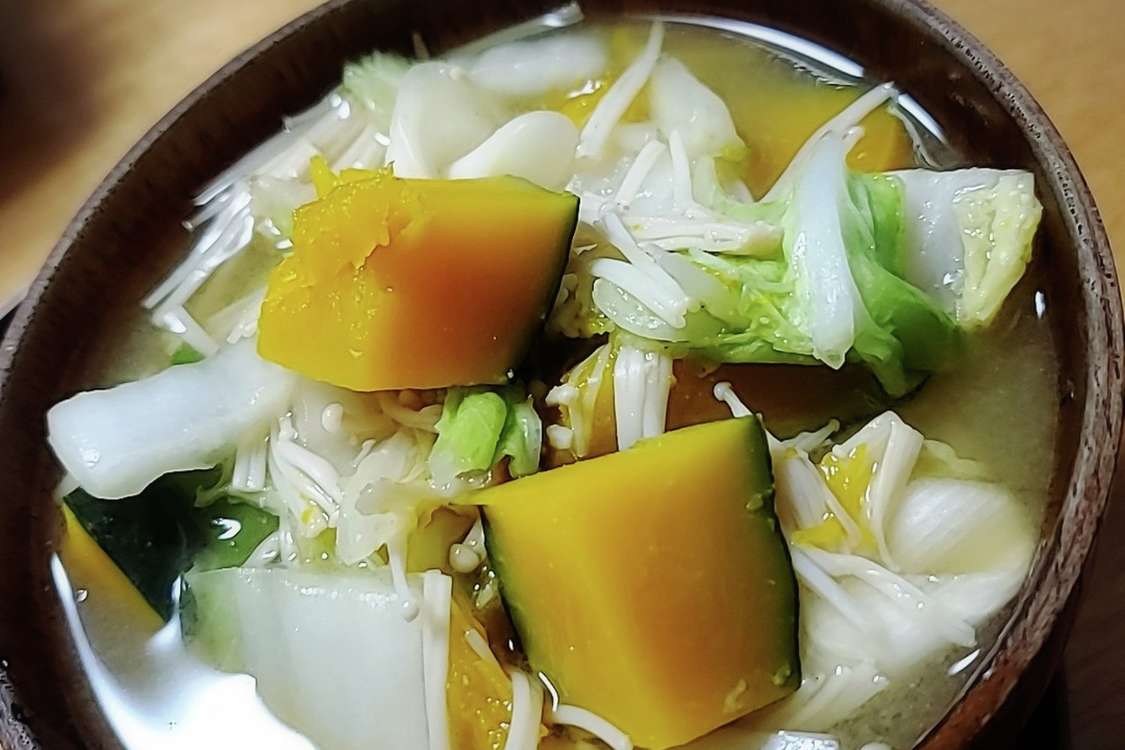 具沢山お味噌汁 レシピ 作り方 By え ちゃん ミ クックパッド 簡単おいしいみんなのレシピが379万品