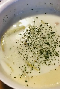 細切りポテトのミルクポタージュスープ