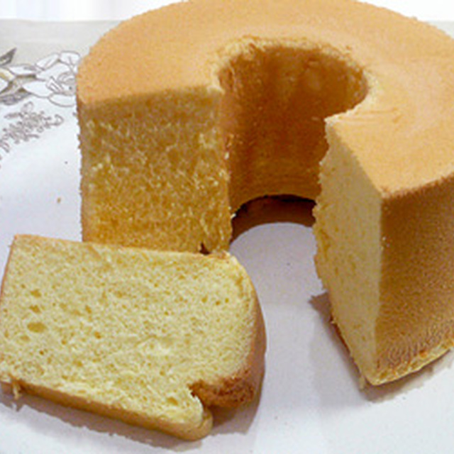 基本のシフォン バニラシフォンケーキ レシピ 作り方 By コトたま クックパッド 簡単おいしいみんなのレシピが350万品